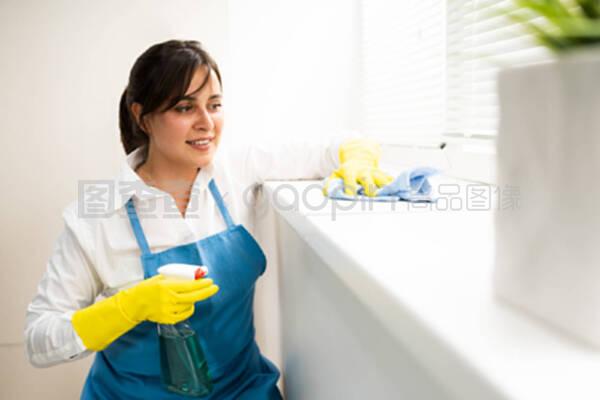 專業的房屋清潔服務。